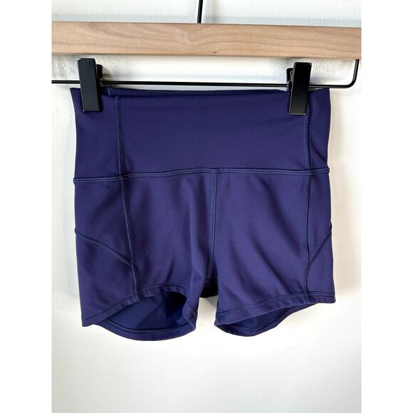 Lululemon In Movement Short (Everlux 2.5") Size 2 Purple EUC - Picture 7 of 8